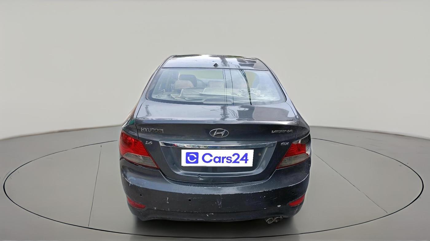 2011 Hyundai Verna FLUIDIC 1.6 VTVT SX, Petrol, Manual, 1,35,292 km, exterior