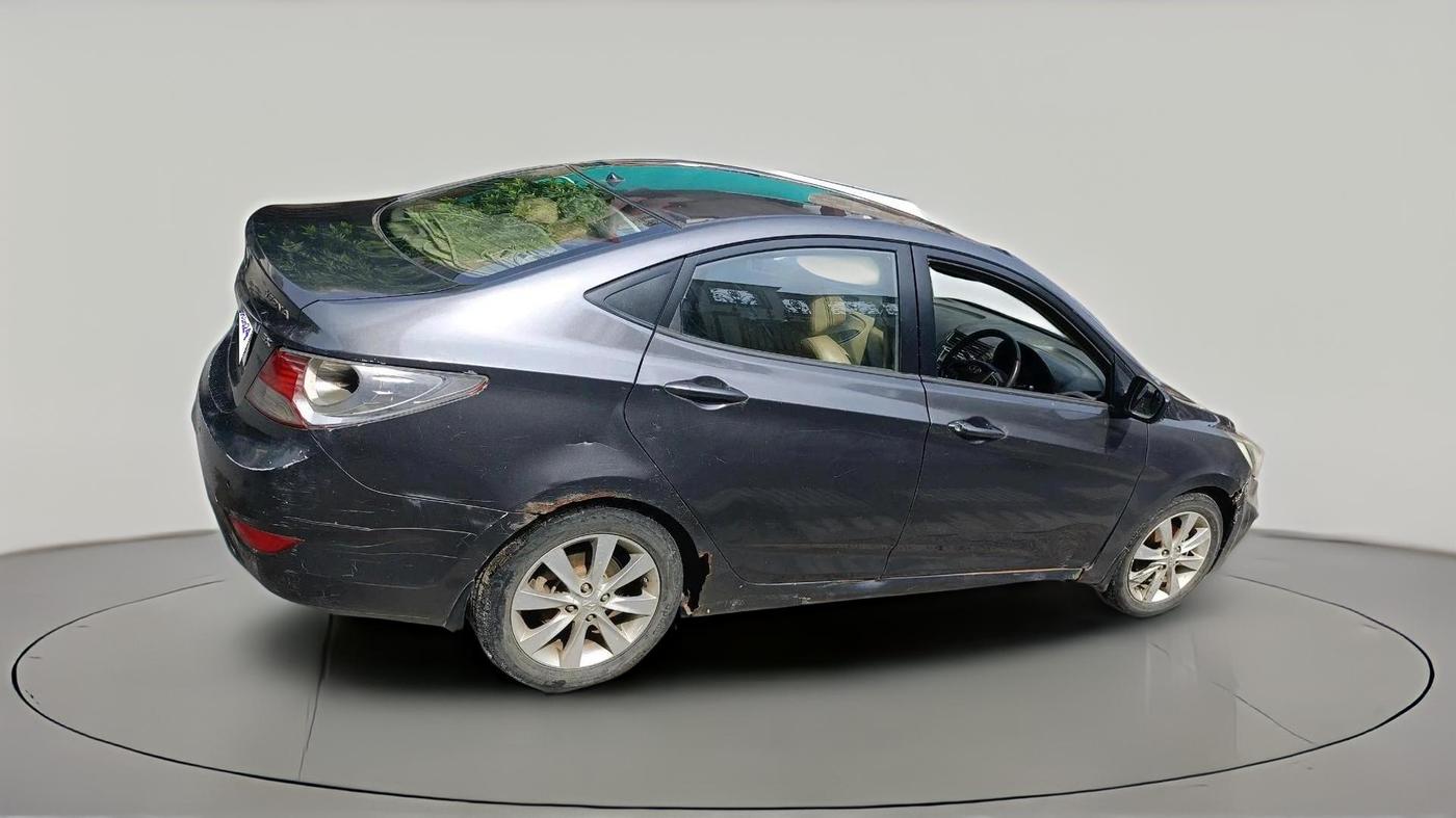 2011 Hyundai Verna FLUIDIC 1.6 VTVT SX, Petrol, Manual, 1,35,292 km, exterior