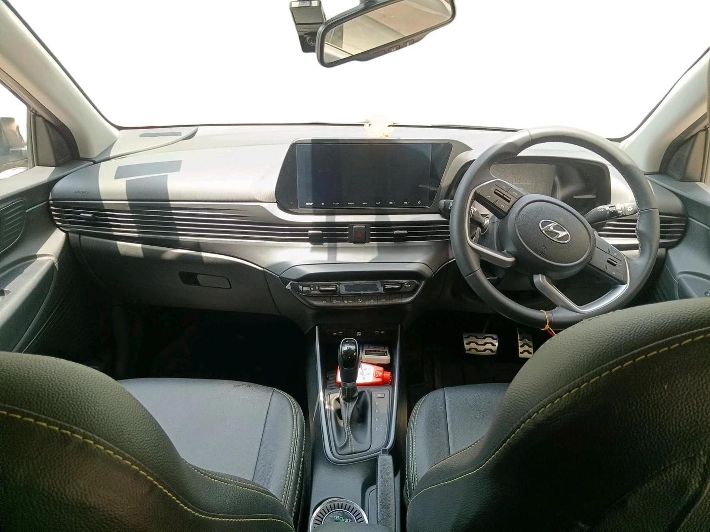 2022 Hyundai NEW I20 ASTA 1.0 GDI TURBO DCT, Petrol, Automatic, 3,997 km, interior