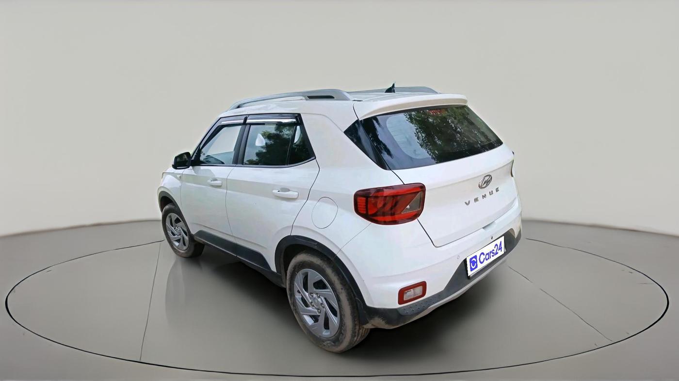 2020 Hyundai VENUE S 1.2, Petrol, Manual, 56,832 km, exterior