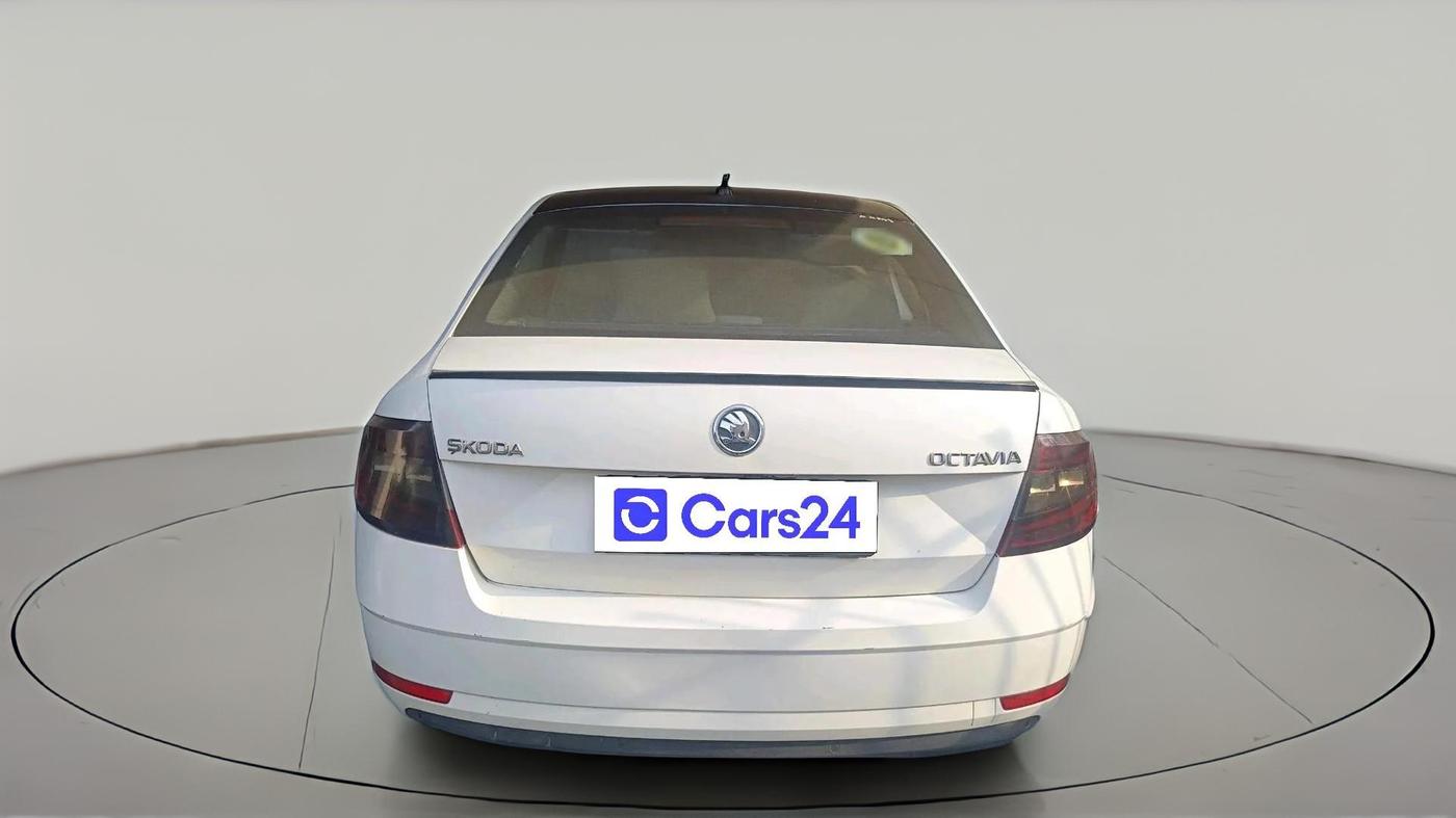 2017 Skoda Octavia L&K 1.8 TSI AT, Petrol, Automatic, 74,495 km, exterior
