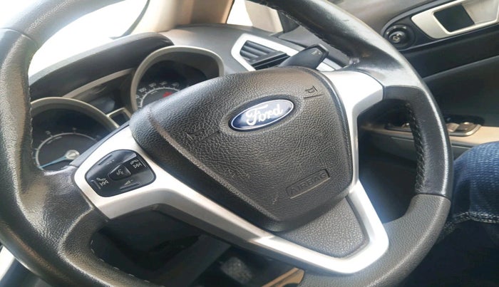 2016 Ford Ecosport TITANIUM 1.5L DIESEL, Diesel, Manual, 1,10,515 km, interior