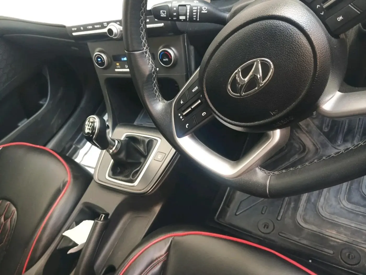 2023 Hyundai Creta SX 1.5 DIESEL, Diesel, Manual, 68,174 km, interior