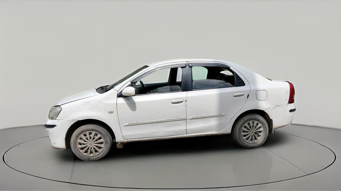 2012 Toyota Etios G, CNG, Manual, 58,023 km, exterior