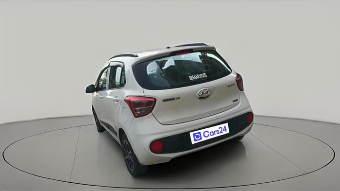 2017 Hyundai Grand i10 SPORTZ (O) AT 1.2 KAPPA VTVT, Petrol, Automatic, 29,613 km, exterior