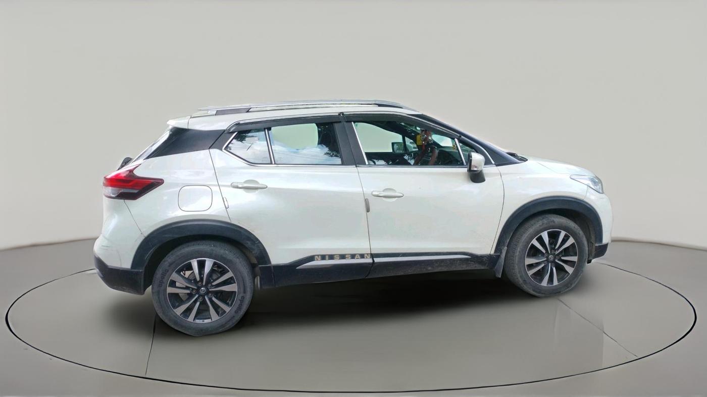 2022 Nissan Kicks XV 1.5, Petrol, Manual, 61,875 km, exterior