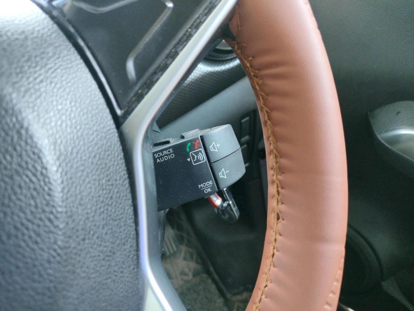 2022 Nissan Kicks XV 1.5, Petrol, Manual, 61,875 km, interior