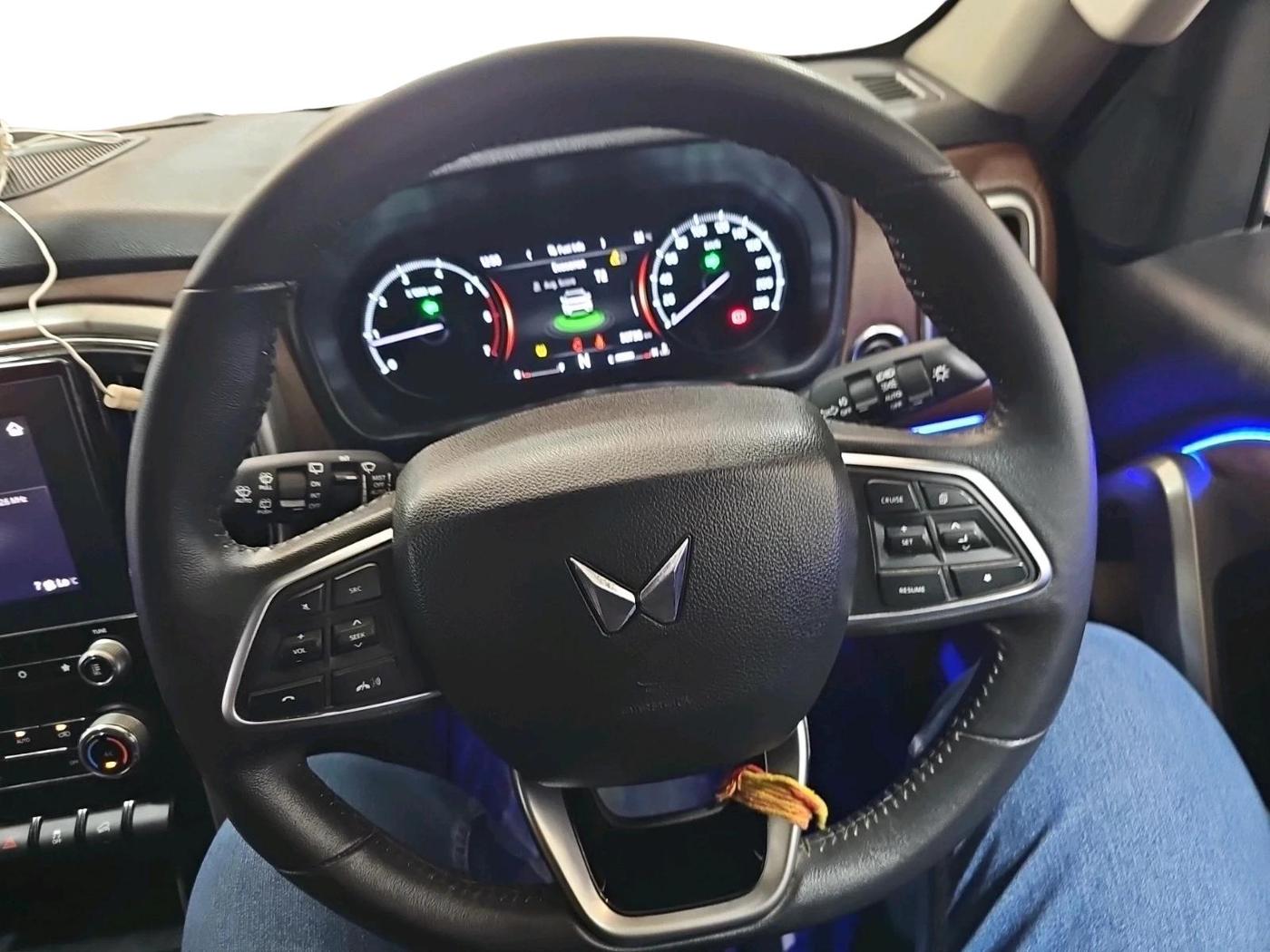 2022 Mahindra SCORPIO-N Z8 L PETROL MT 7 STR, Petrol, Manual, 30,738 km, interior