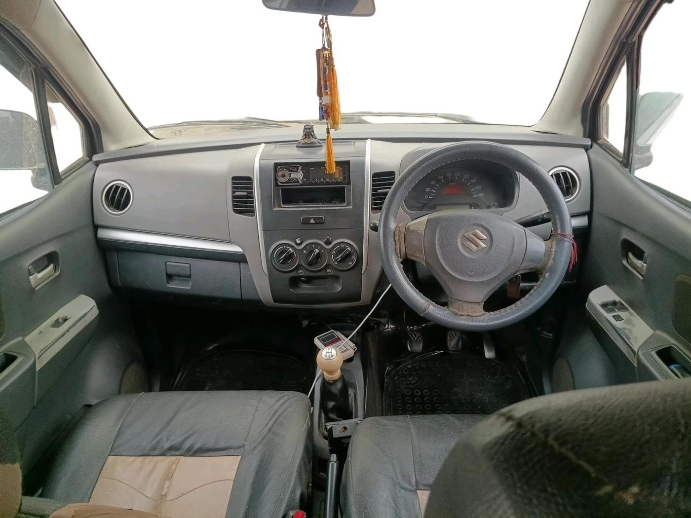 2012 Maruti Wagon R 1.0 LXI CNG, CNG, Manual, 1,42,828 km, interior