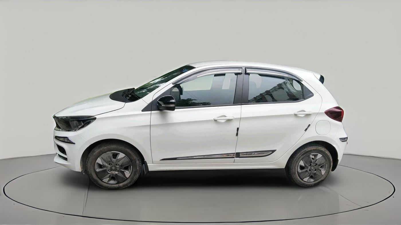 2025 Tata Tiago XT PETROL, Petrol, Manual, 1,465 km, exterior
