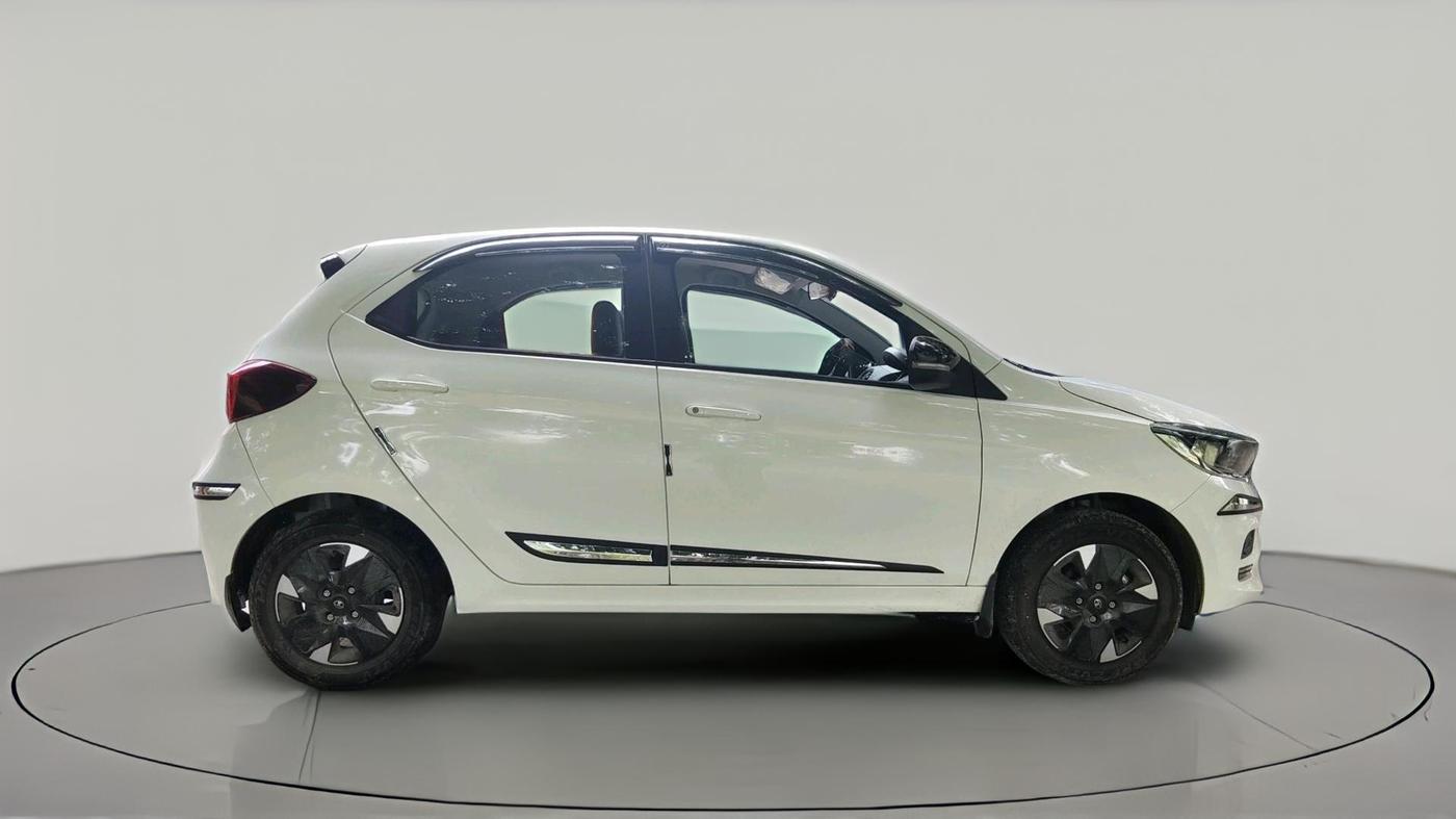 2025 Tata Tiago XT PETROL, Petrol, Manual, 1,465 km, exterior