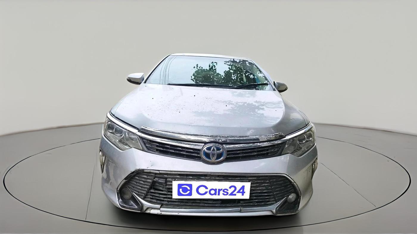 2015 Toyota Camry HYBRID, Hybrid, Automatic, 2,63,972 km, exterior