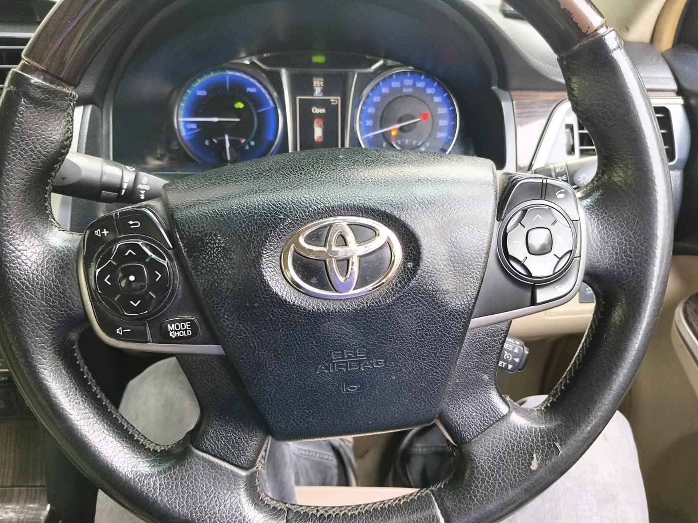 2015 Toyota Camry HYBRID, Hybrid, Automatic, 2,63,972 km, interior