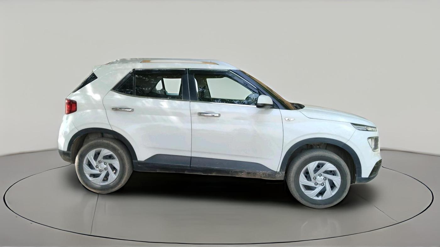 2021 Hyundai VENUE S 1.2, Petrol, Manual, 55,182 km, exterior