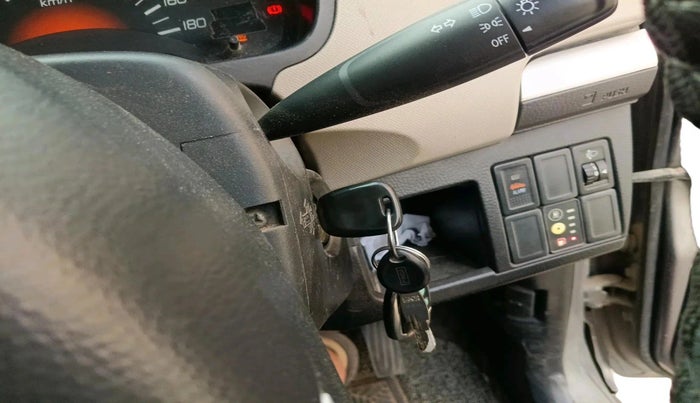 2014 Maruti Wagon R 1.0 LXI CNG, CNG, Manual, 1,00,104 km, interior