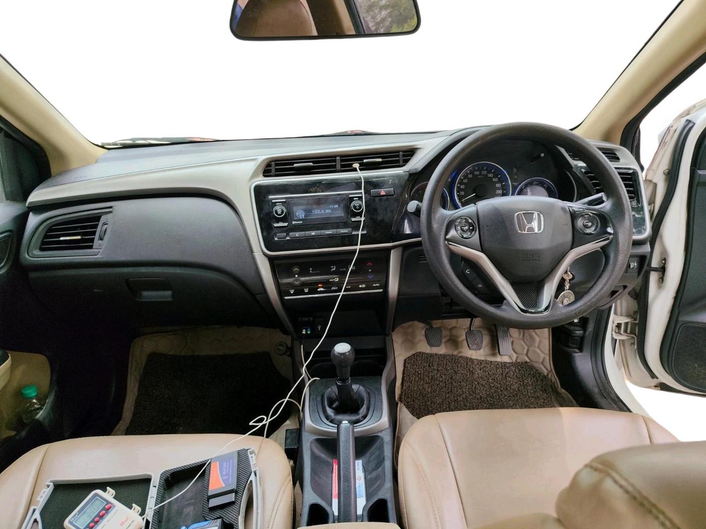2016 Honda City 1.5L I-DTEC SV, Diesel, Manual, 1,19,551 km, interior