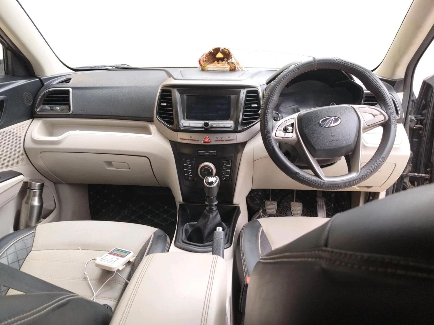 2019 Mahindra XUV300 W6 1.5 DIESEL, Diesel, Manual, 73,983 km, interior