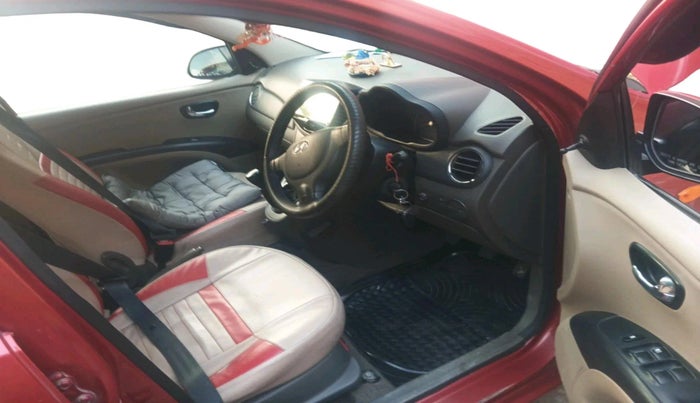 2013 Hyundai i10 MAGNA 1.1, CNG, Manual, 1,11,197 km, interior