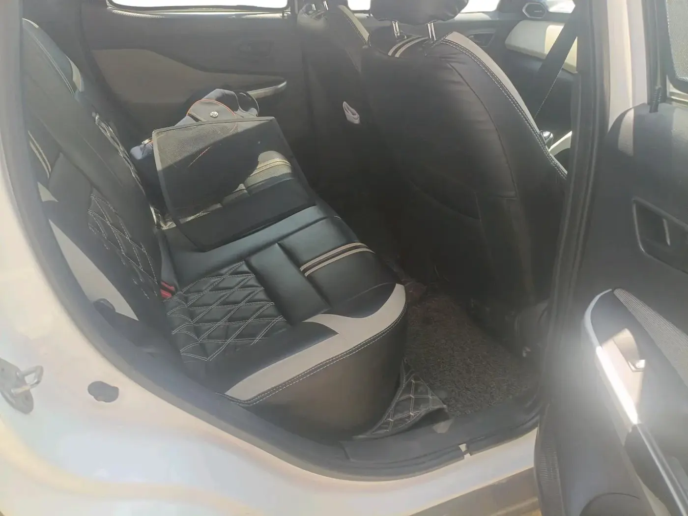 2021 Nissan MAGNITE XE, Petrol, Manual, 30,500 km, interior