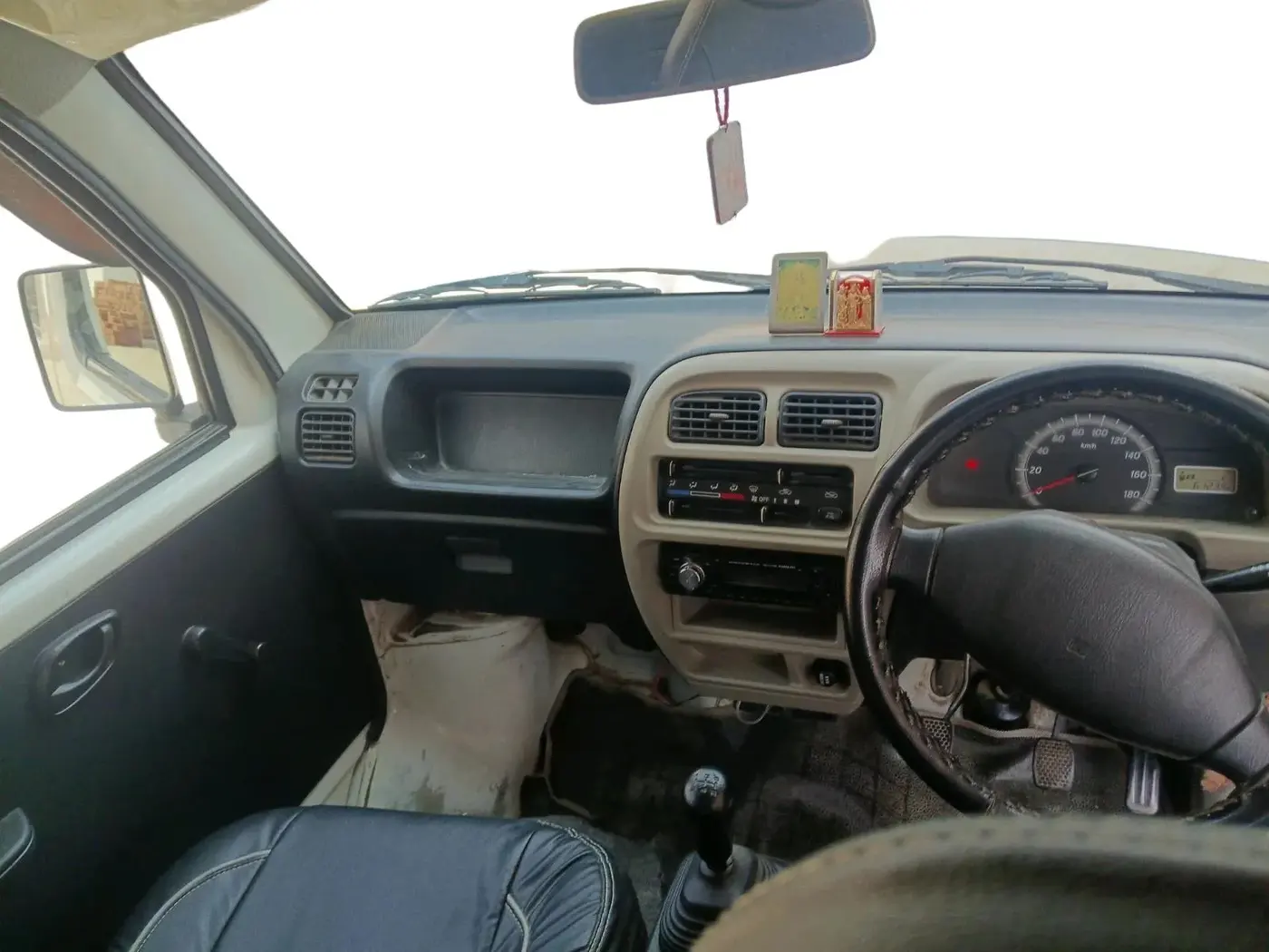 2018 Maruti Eeco 5 STR WITH A/C+HTR CNG, CNG, Manual, 61,239 km, interior
