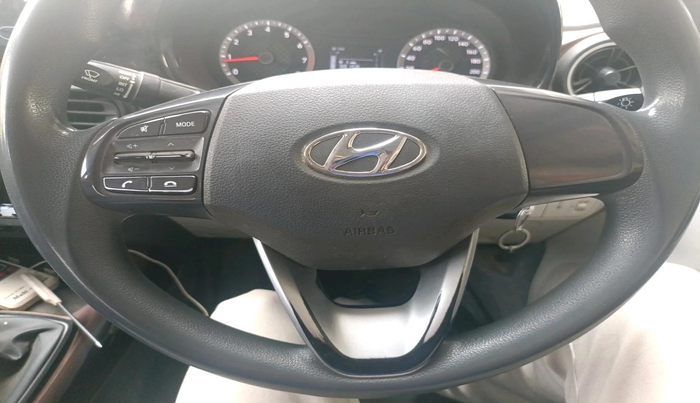 2022 Hyundai AURA S 1.2 CNG, CNG, Manual, 1,19,298 km, interior