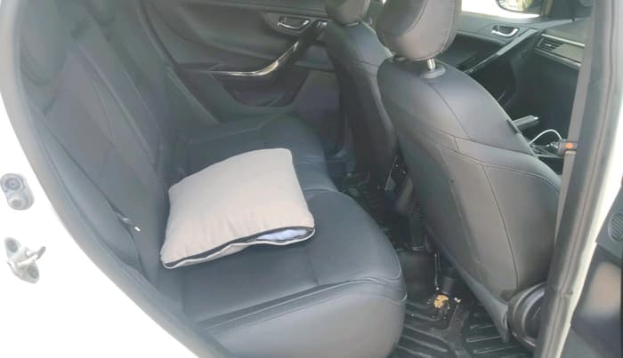 2023 Tata NEXON FEARLESS + AMT DUAL TONE 1.5 DIESEL, Diesel, Automatic, 47,820 km, interior