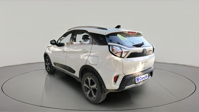 2022 Tata NEXON XZA PLUS DIESEL, Diesel, Automatic, 56,742 km, exterior