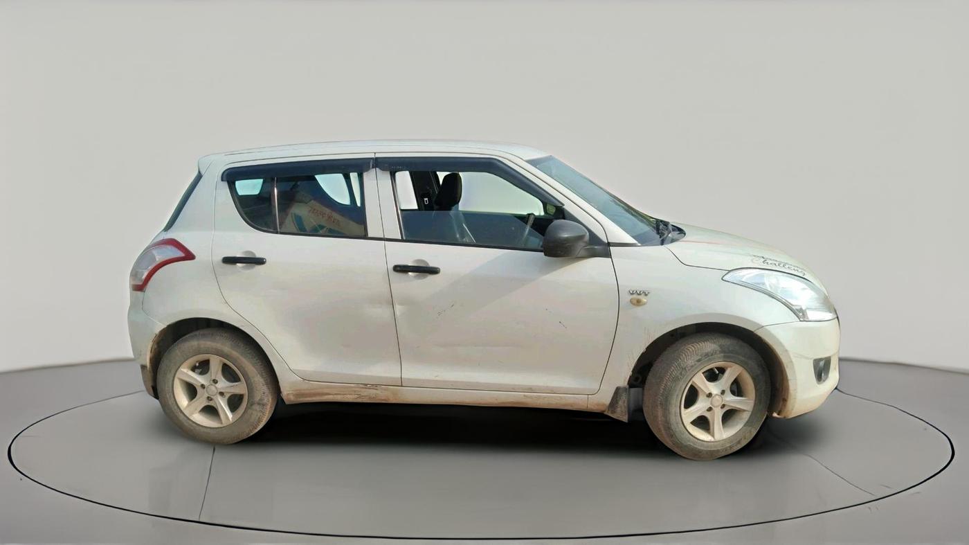 2011 Maruti Swift LXI, Petrol, Manual, 1,00,154 km, exterior