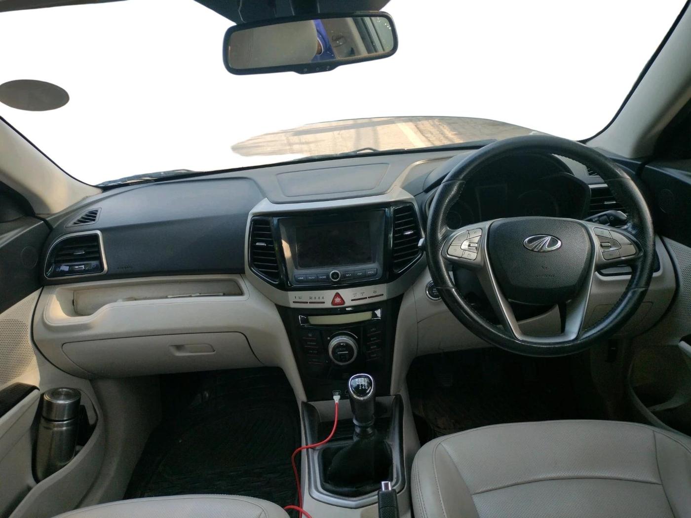 2019 Mahindra XUV300 W8 (O) 1.5 DIESEL, Diesel, Manual, 1,26,040 km, interior