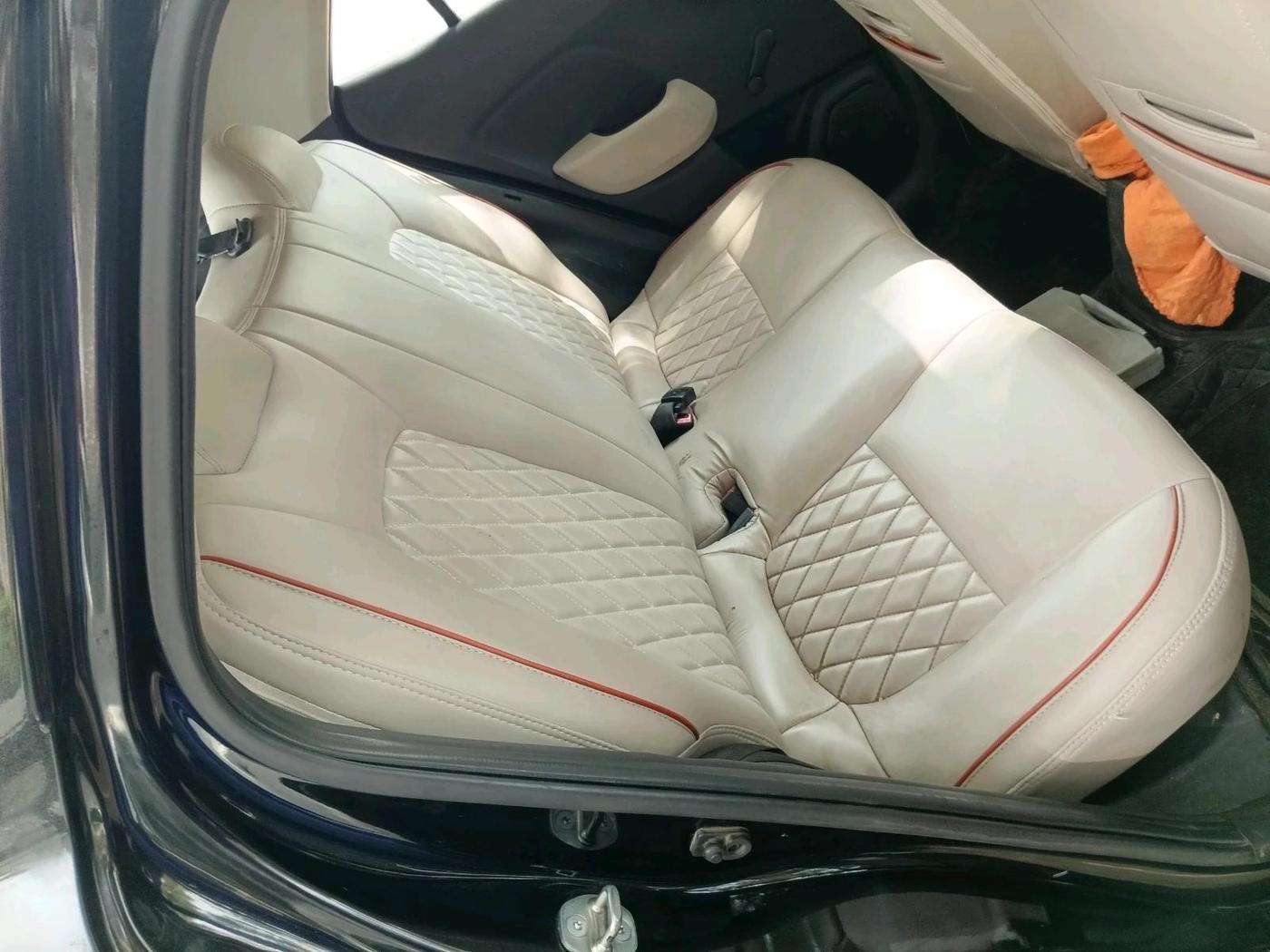 2025 Hyundai VENUE E Plus 1.2 Petrol, Petrol, Manual, 24,544 km, interior