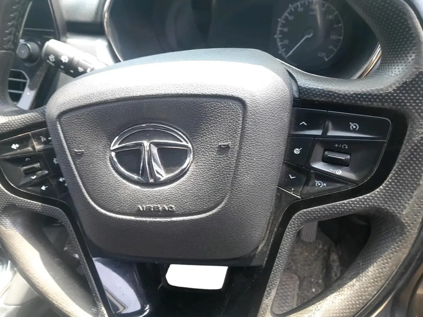 2022 Tata Safari XZA PLUS, Diesel, Automatic, 76,532 km, interior