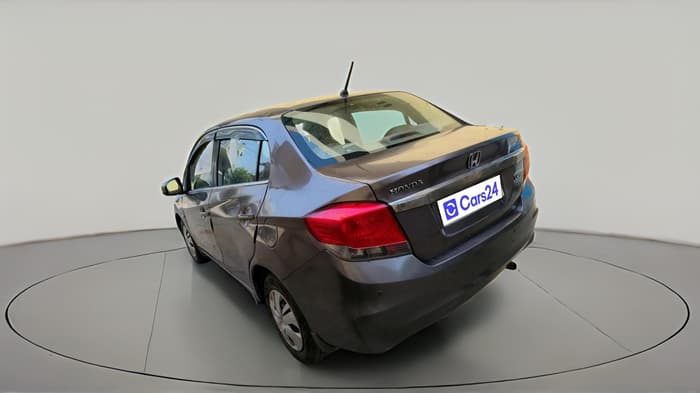 2015 Honda Amaze 1.2L I-VTEC S, CNG, Manual, 1,27,103 km, exterior