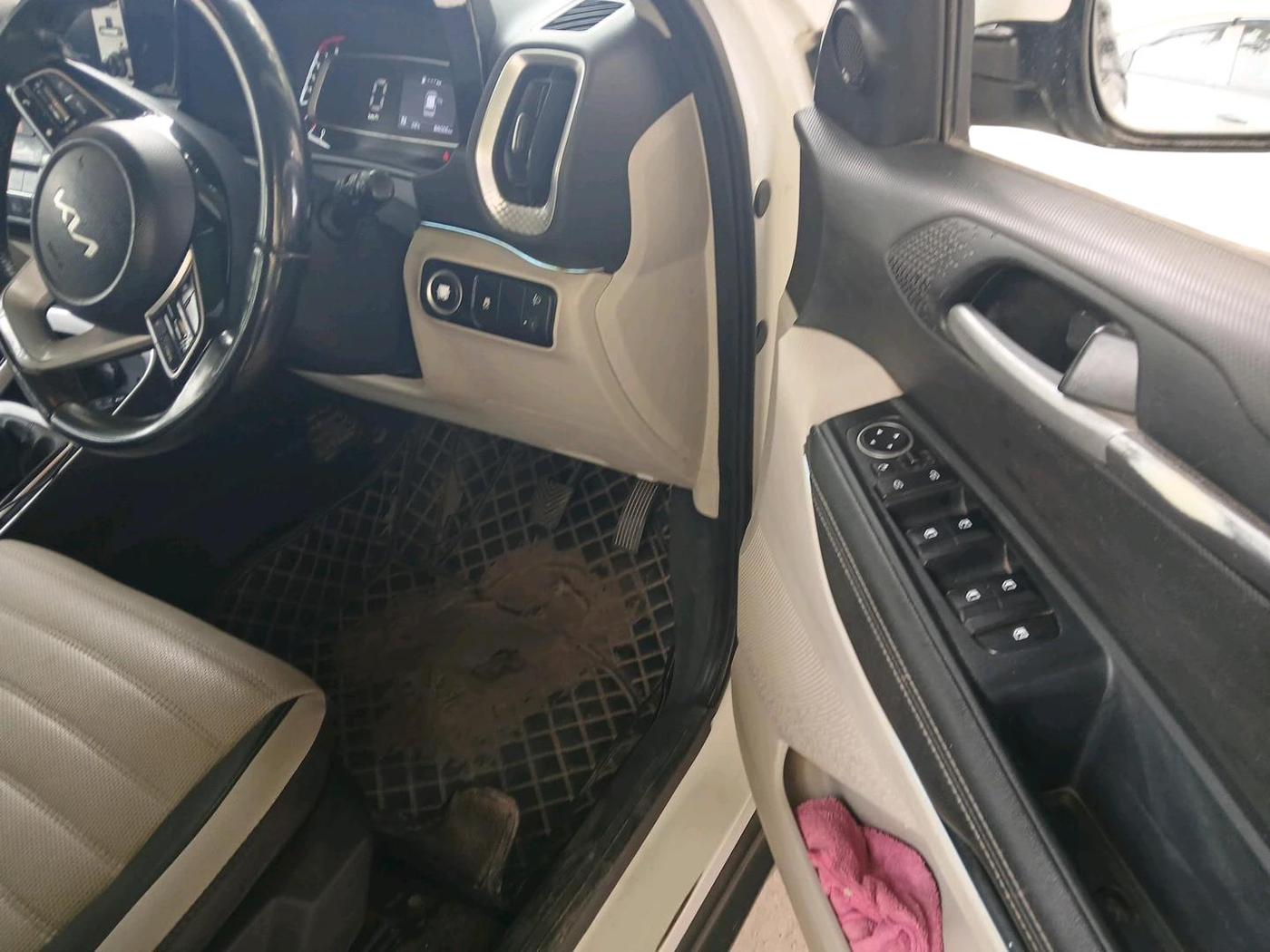 2021 KIA SONET HTX 1.0 IMT, Petrol, Manual, 84,026 km, interior