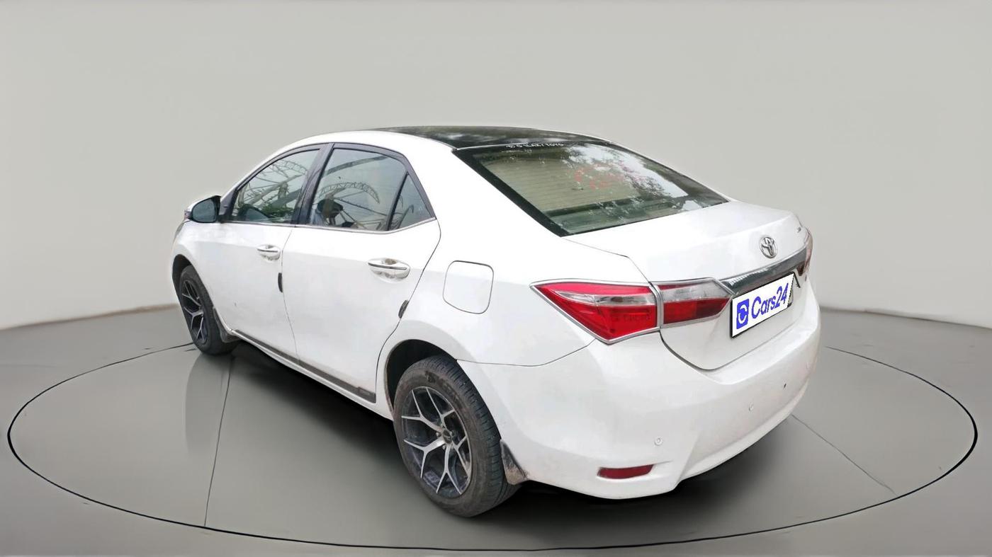 2014 Toyota Corolla Altis G PETROL, Petrol, Manual, 1,34,202 km, exterior