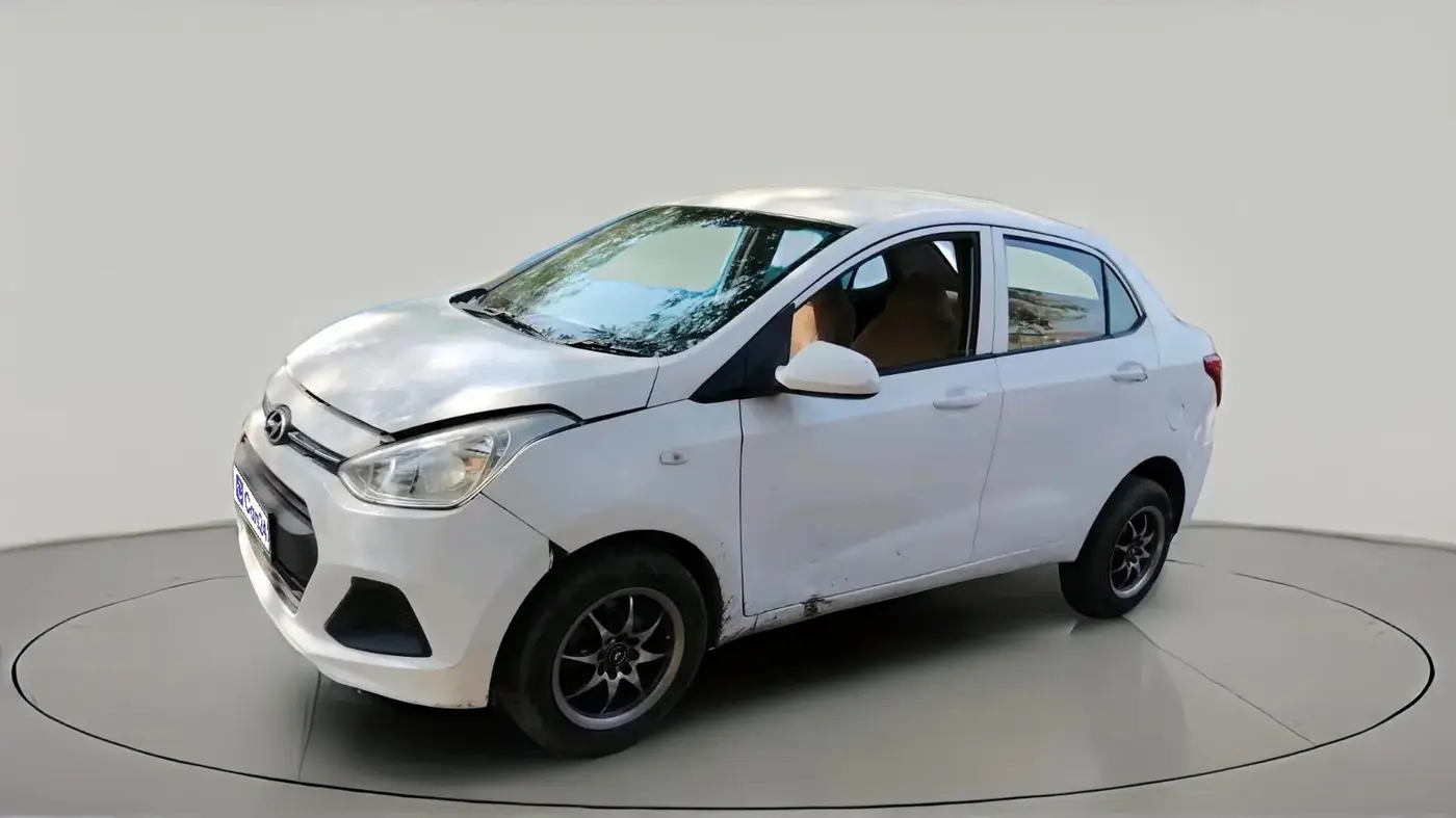 2017 Hyundai XCENT PRIME T VTVT  PLUS, CNG, Manual, 1,31,925 km, exterior