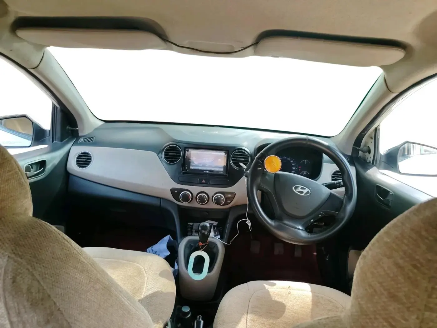 2017 Hyundai XCENT PRIME T VTVT  PLUS, CNG, Manual, 1,31,925 km, interior