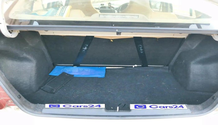 2020 Maruti Dzire LXI, Petrol, Manual, 28,409 km, exterior