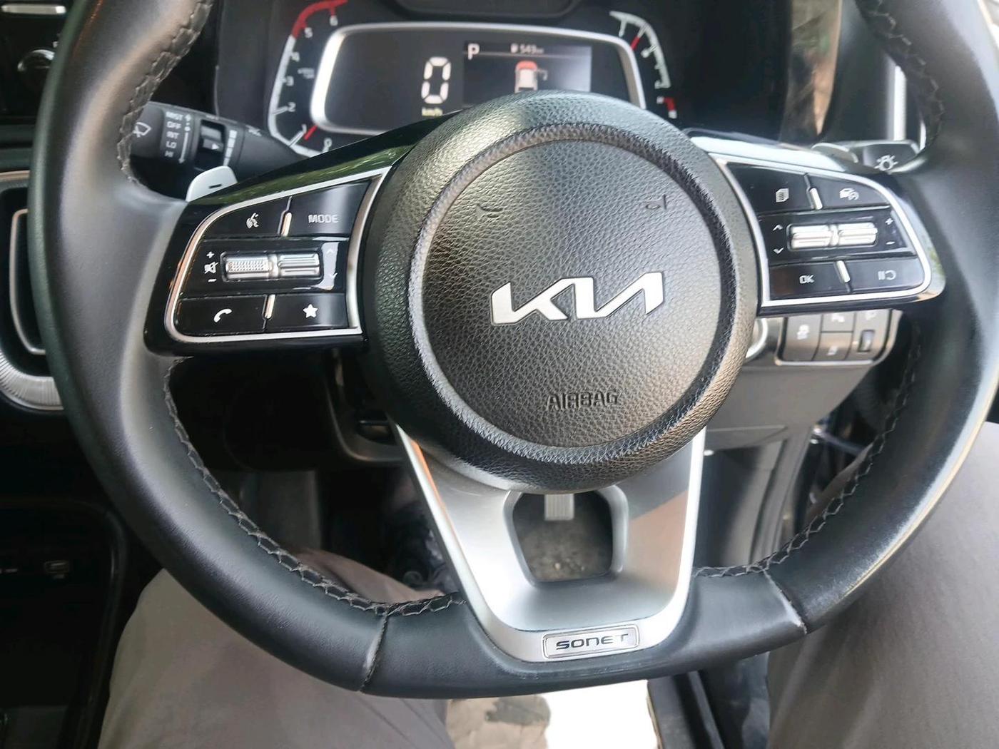 2024 KIA SONET HTX 1.5 AT, Diesel, Automatic, 79,444 km, interior