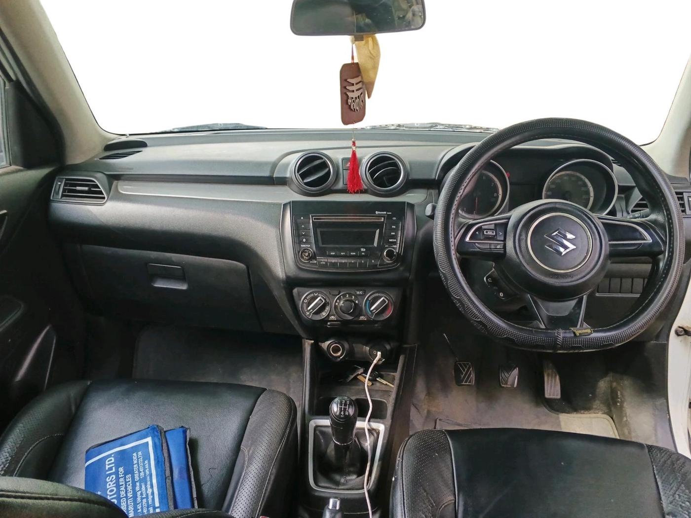 2018 Maruti Swift VXI, Petrol, Manual, 1,99,239 km, interior