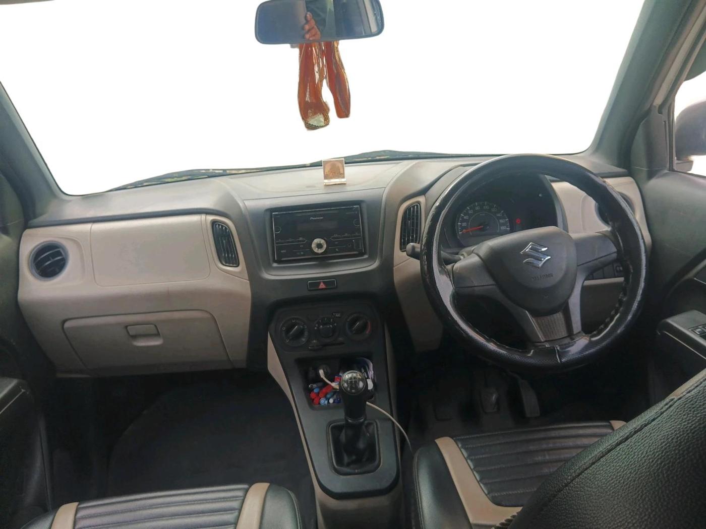 2019 Maruti New Wagon-R LXI CNG 1.0, CNG, Manual, 1,27,629 km, interior