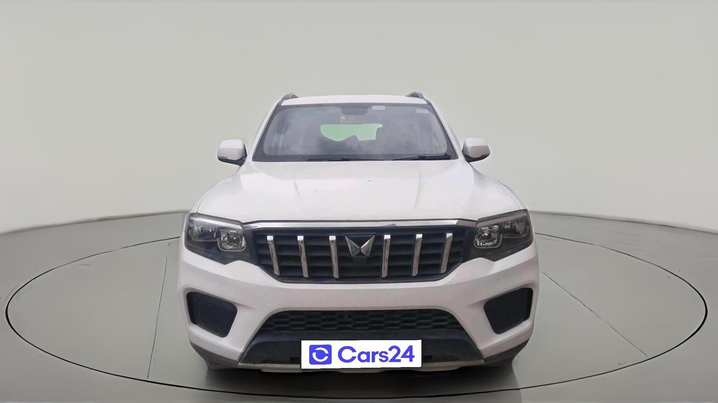 2024 Mahindra SCORPIO-N Z4 DIESEL MT 2WD 7 STR, Diesel, Manual, 22,235 km, exterior