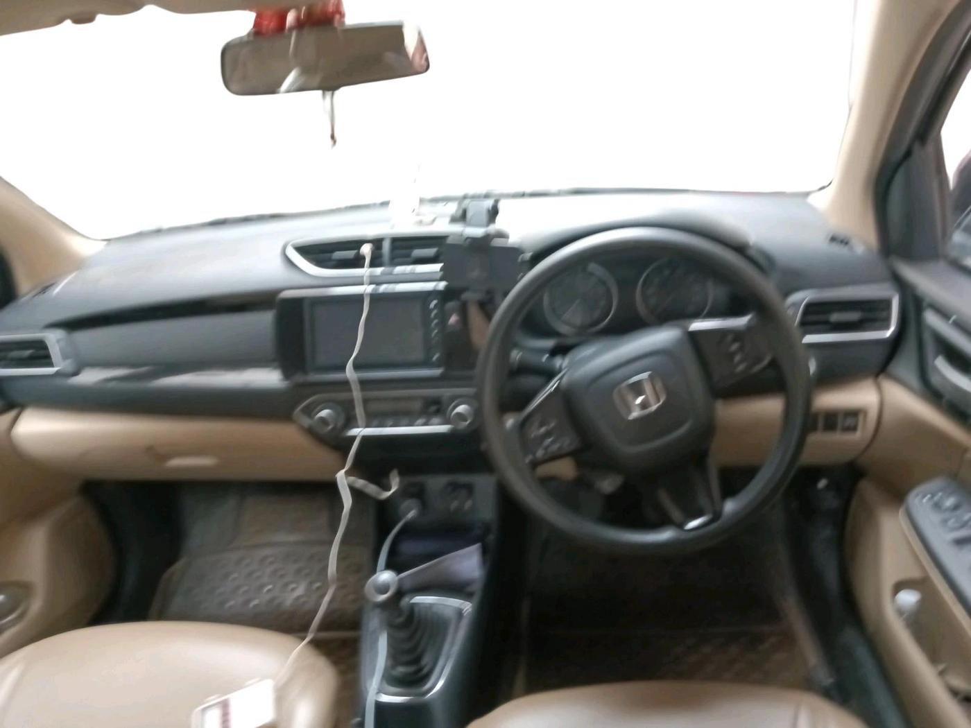 2019 Honda Amaze 1.2L I-VTEC VX, Petrol, Manual, 84,500 km, interior