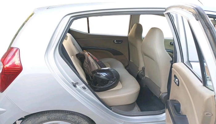 2011 Hyundai i10 MAGNA 1.2, Petrol, Manual, 54,847 km, interior