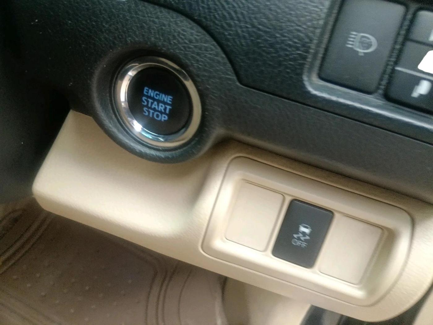 2015 Toyota Camry 2.5L AT, Petrol, Automatic, 87,535 km, interior