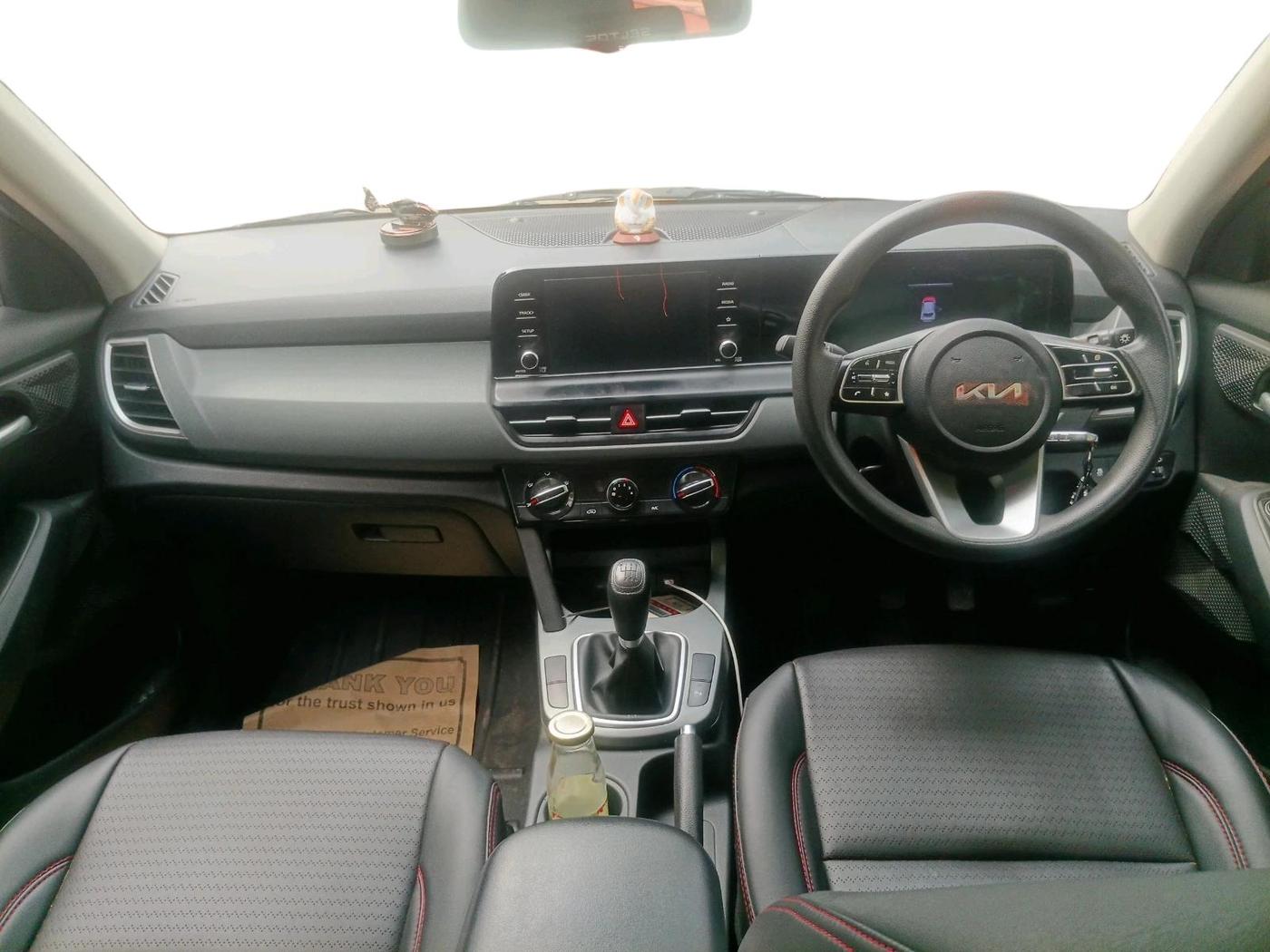 2023 KIA SELTOS  HTX 1.5 PETROL MT, Petrol, Manual, 32,155 km, interior