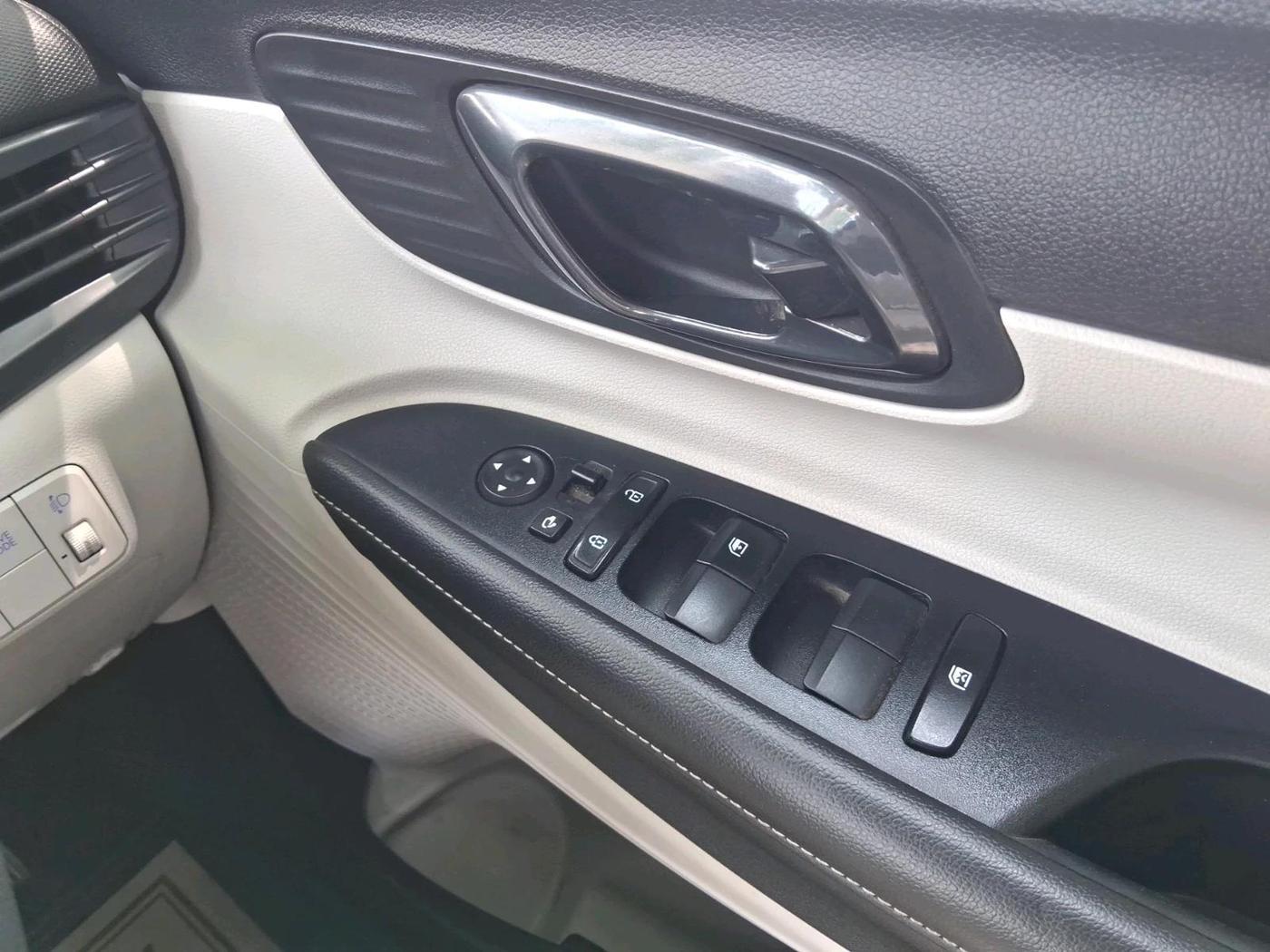 2024 Hyundai NEW I20 Sportz (O) 1.2 IVT, Petrol, Automatic, 12,266 km, interior