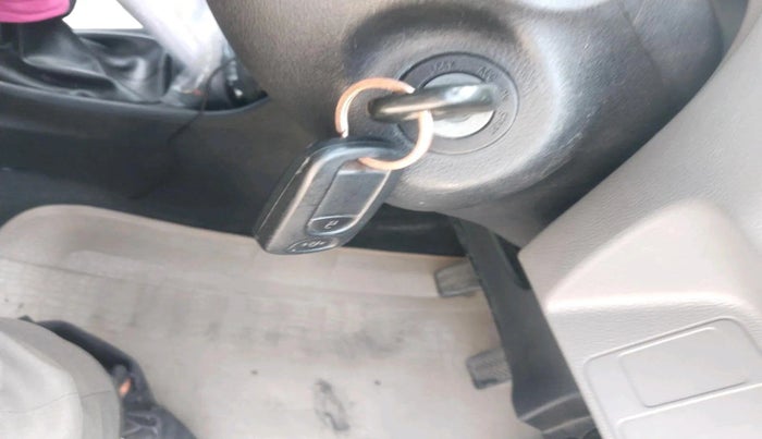 2011 Toyota Etios Liva G, Petrol, Manual, 47,951 km, interior