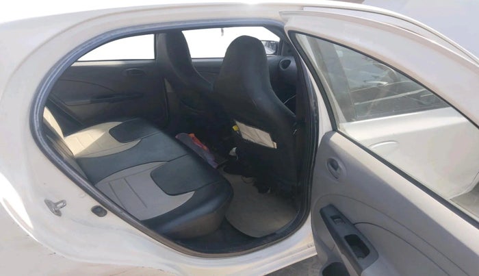 2011 Toyota Etios Liva G, Petrol, Manual, 47,951 km, interior