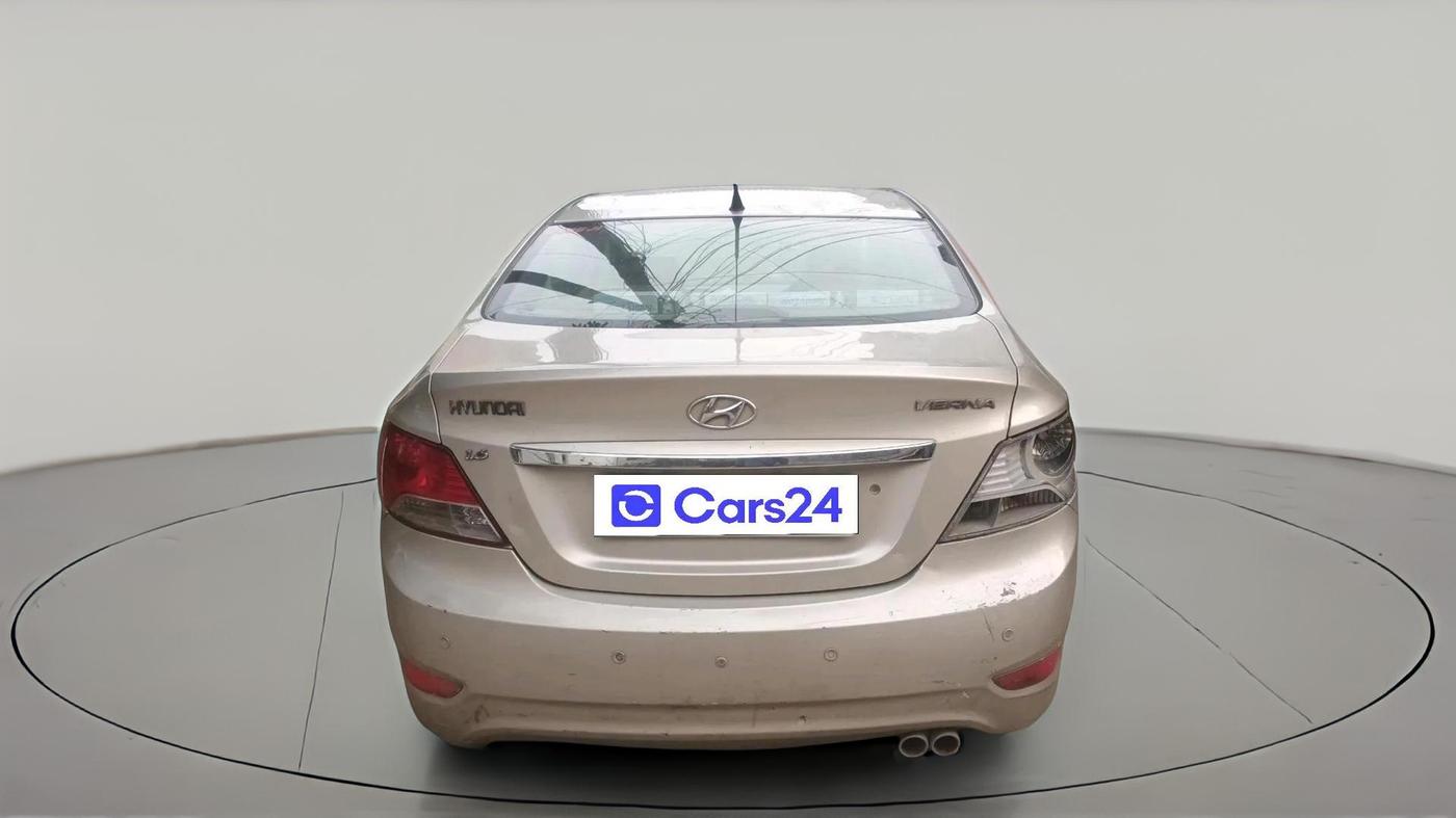 2011 Hyundai Verna FLUIDIC 1.6 VTVT EX, CNG, Manual, 1,33,325 km, exterior