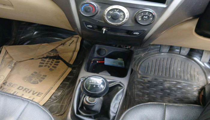 2014 Hyundai Eon ERA +, Petrol, Manual, 91,804 km, interior